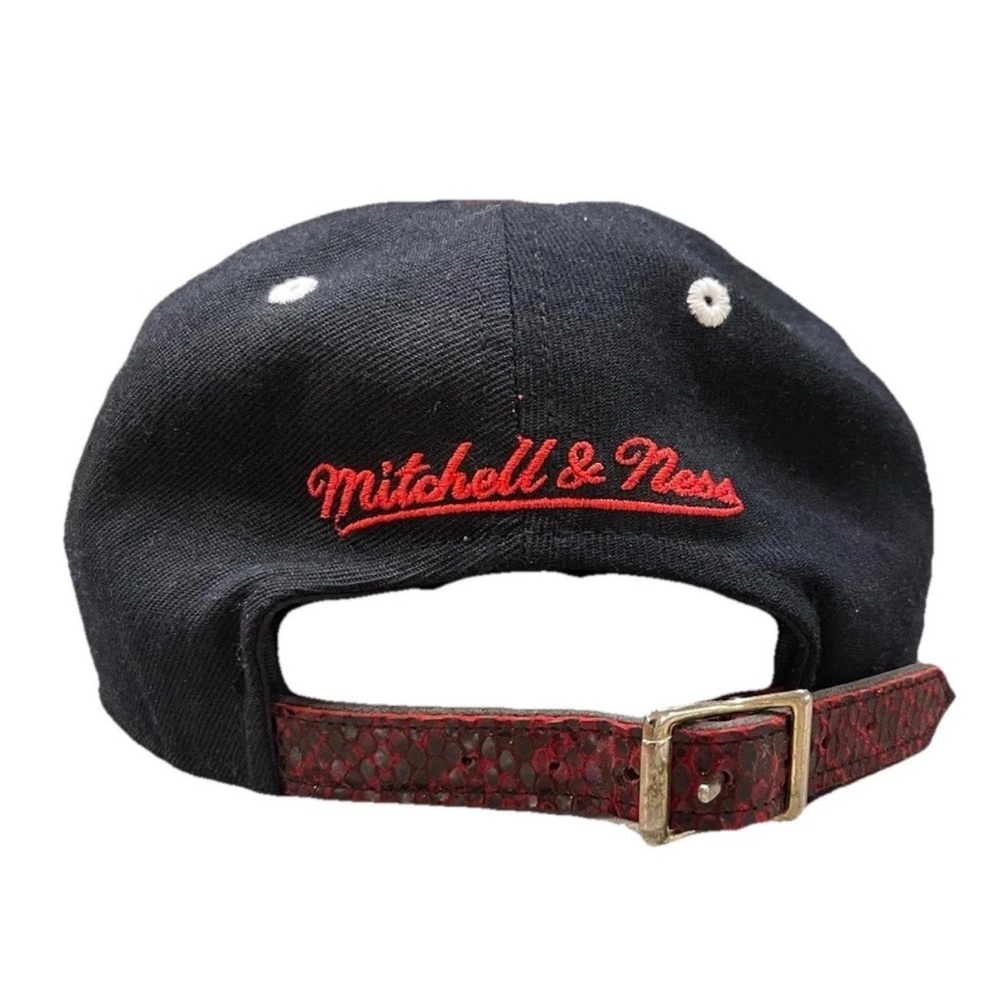 Chicago Bulls Mitchell & Ness Hat Red Faux Snakeskin Brim and Belt Strap NBA Cap - Picture 3 of 8